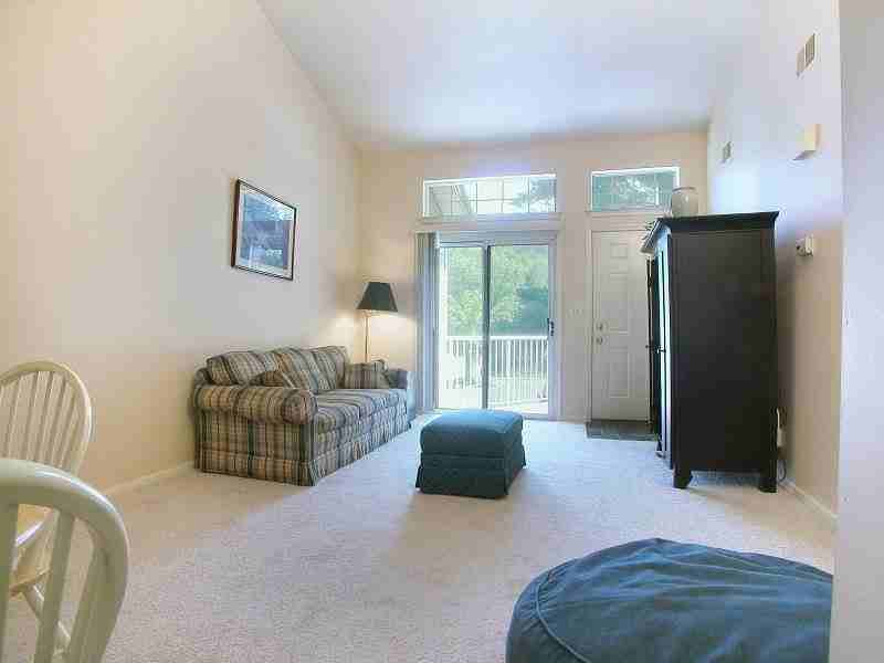 28 Spruce Ct - Photo 2 of 7