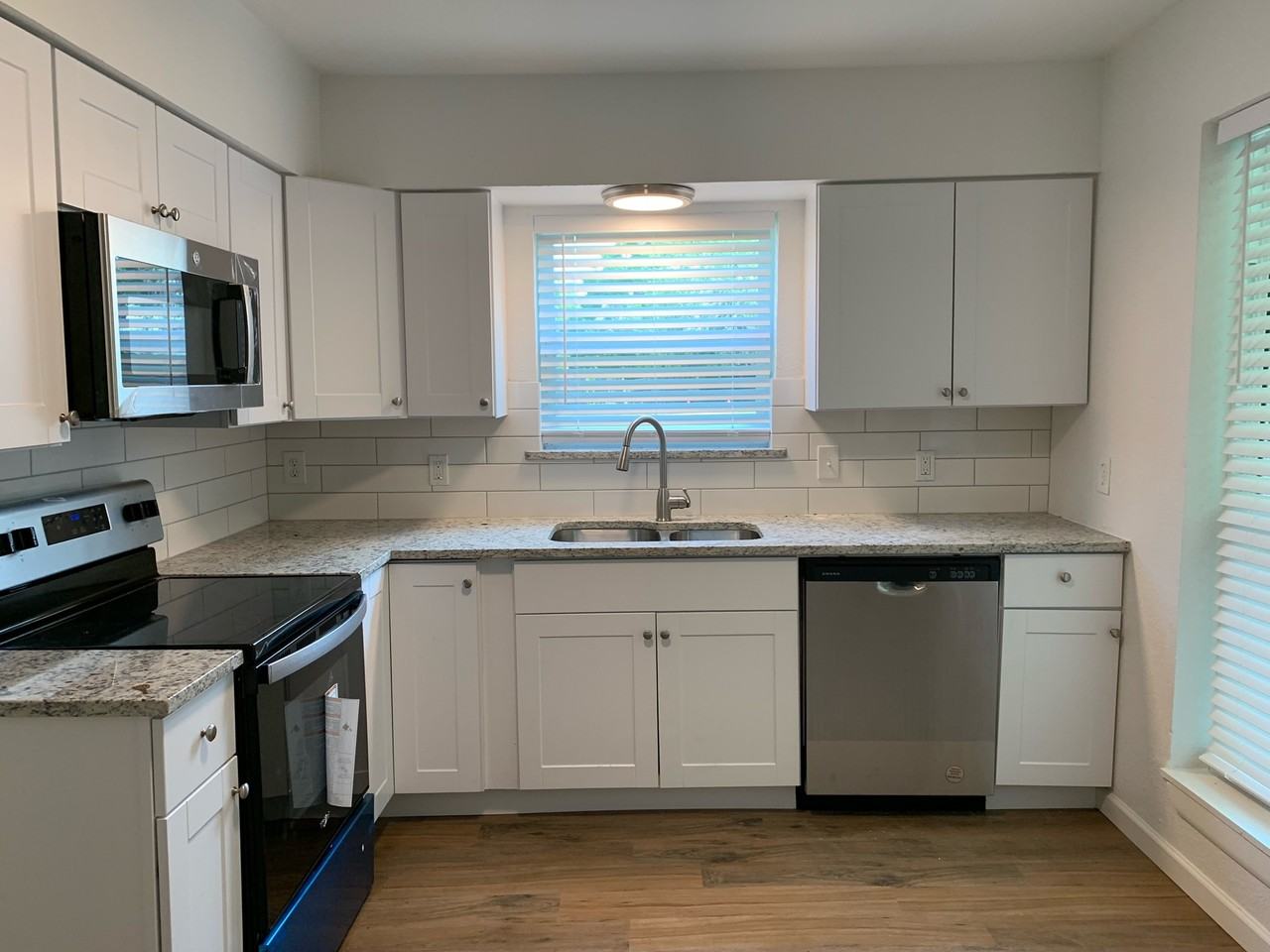 3901 Bois D Arc St #1 - Photo 5 of 23