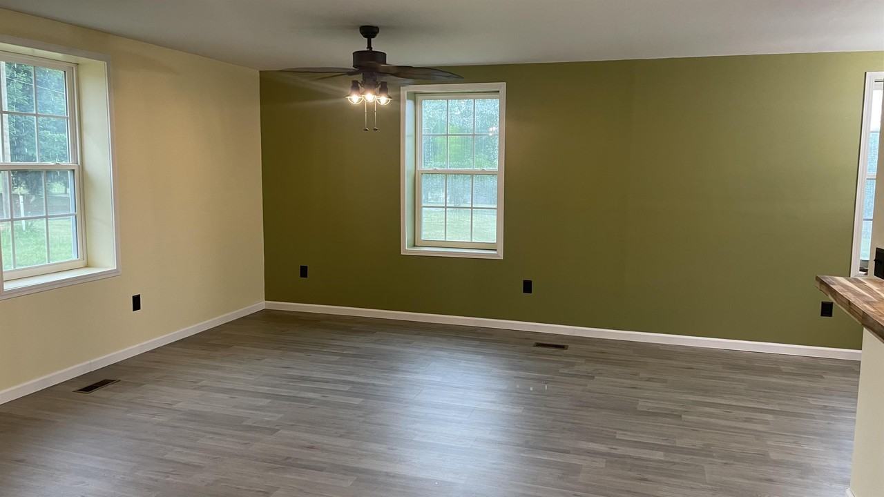 508 3rd St #1 - Photo 4 of 14