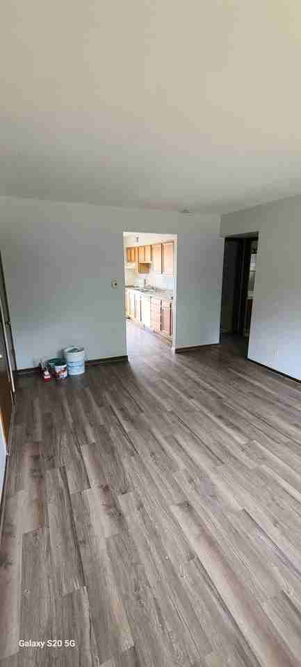 2035 Andrew St Se #3 - Photo 3 of 6