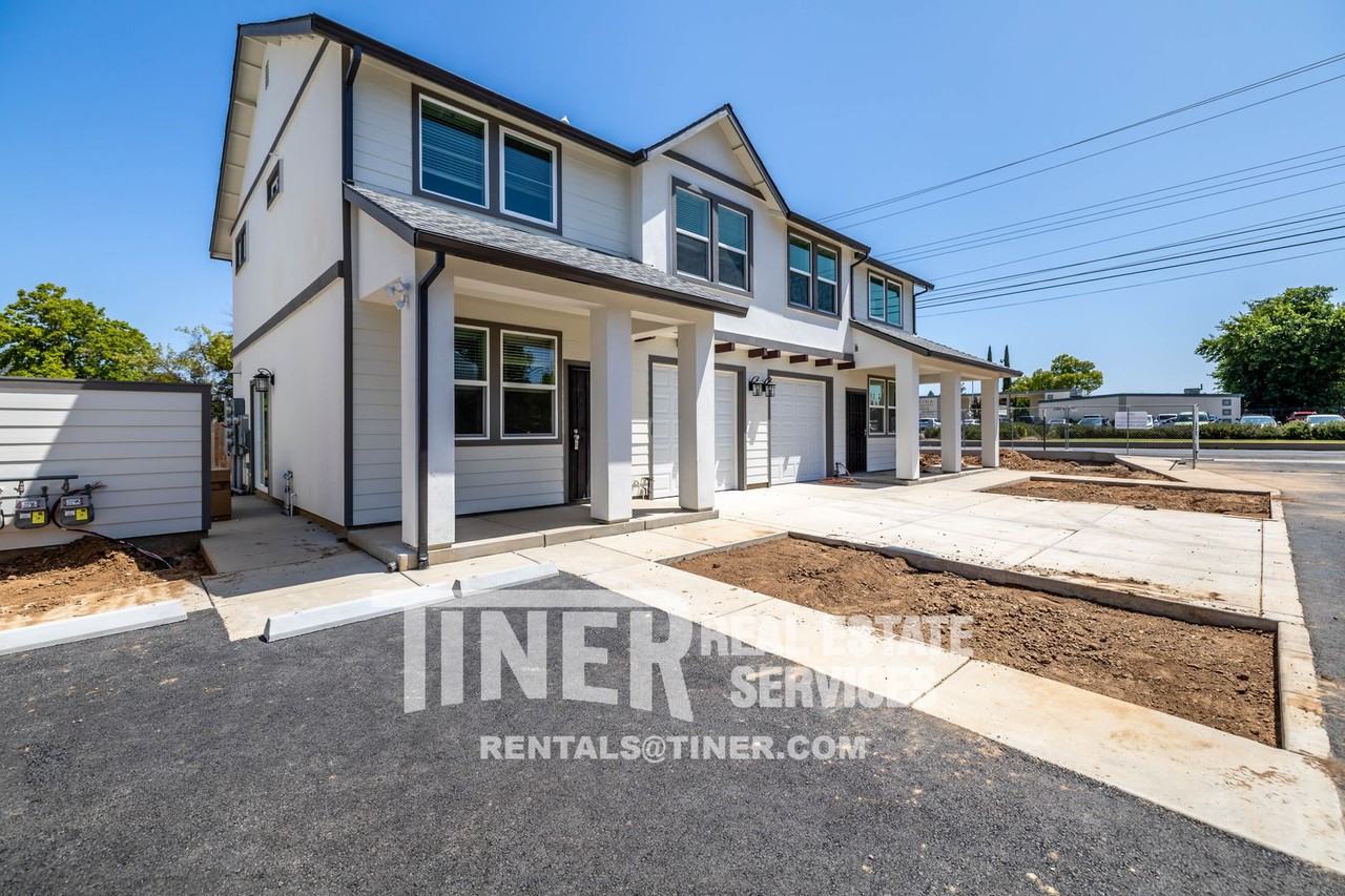 1509 Bell St - Photo 2 of 18