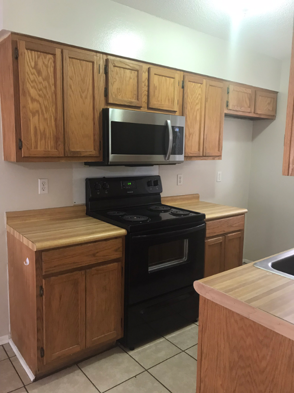 7631 Lexington Dr - Photo 5 of 22