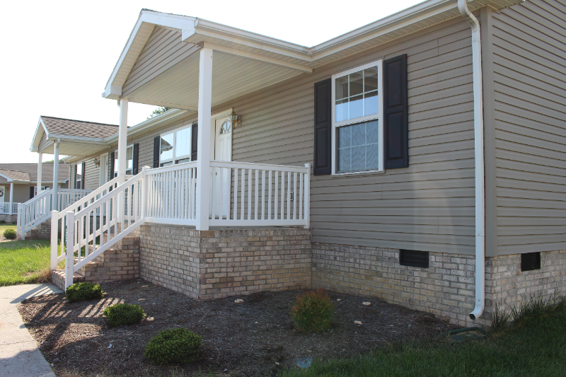 9379 Redtop Ct - Photo 3 of 16