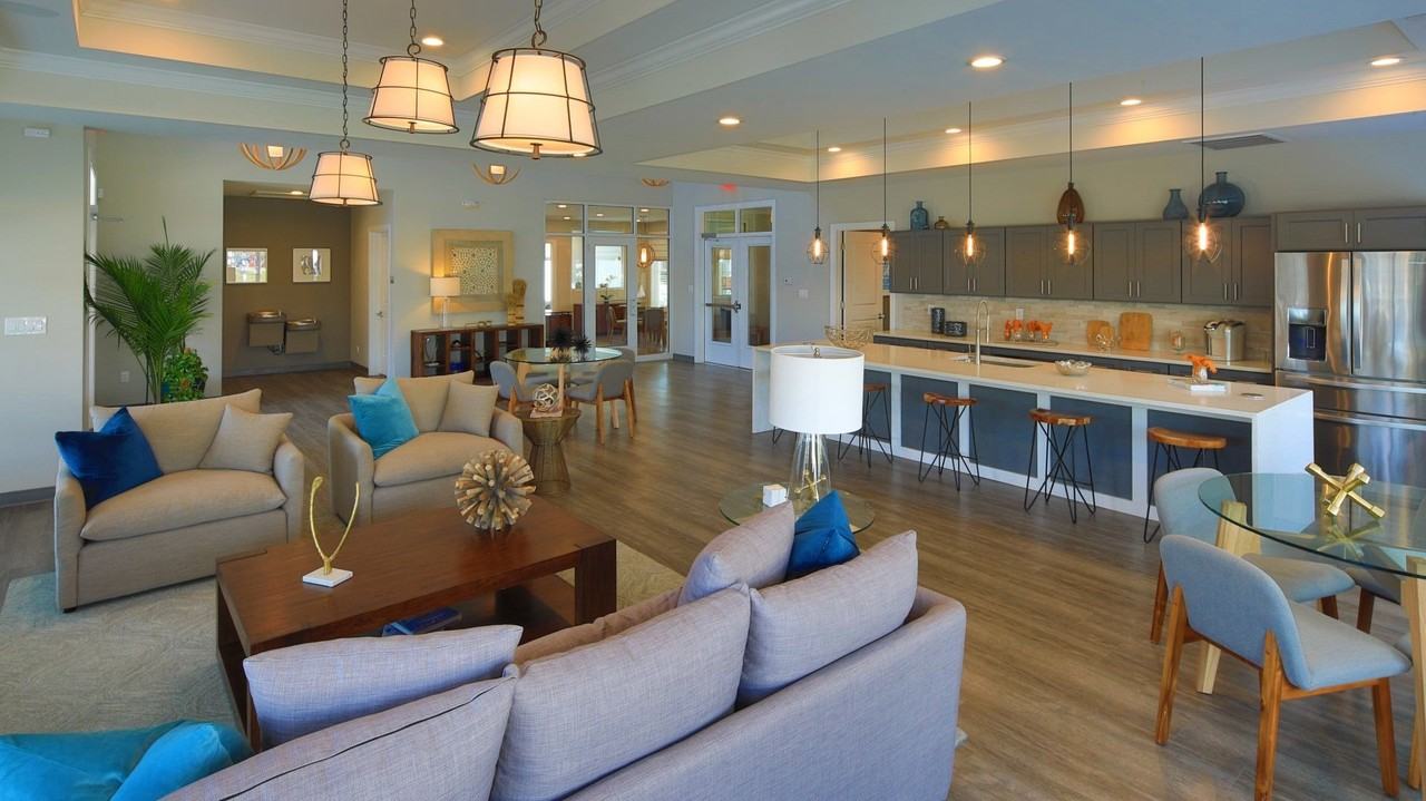 Birdneck Village Apartments - Photo 2 of 34