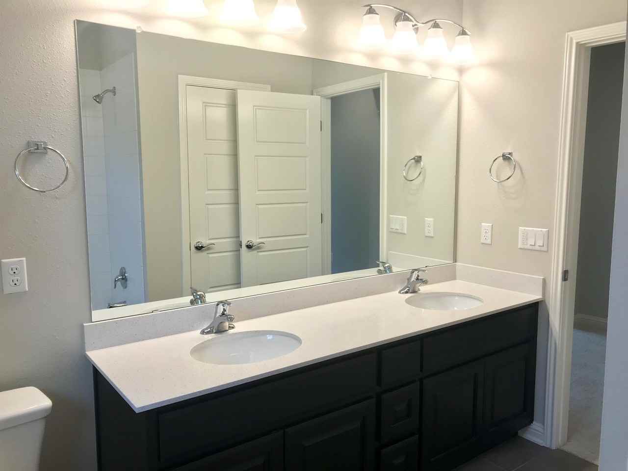6814 E Riverside Dr #1 - Photo 6 of 16