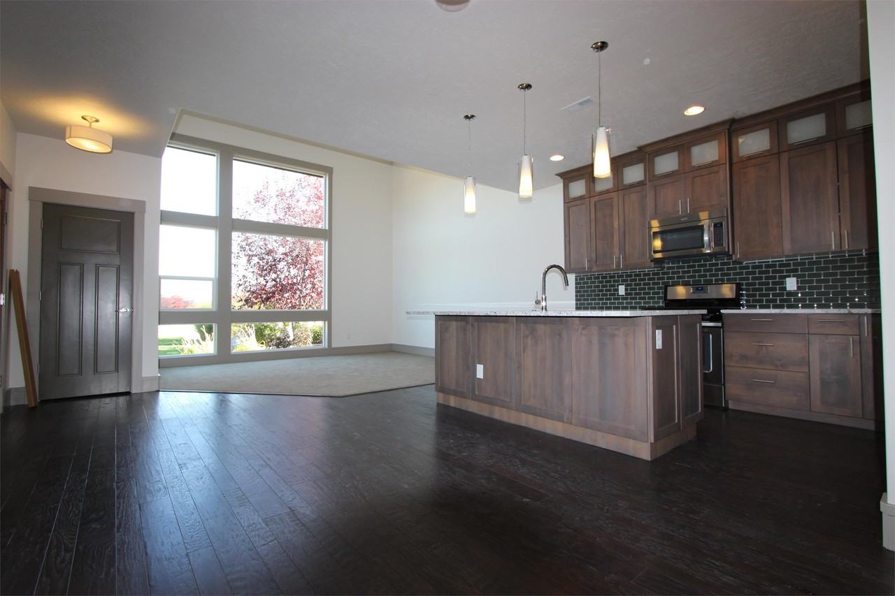 1271 E Lone Creek Dr #1 - Photo 7 of 13