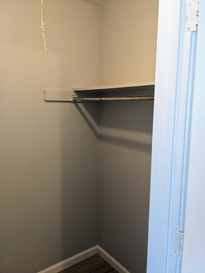 2306 Garfield Ave Se #18 - Photo 6 of 15