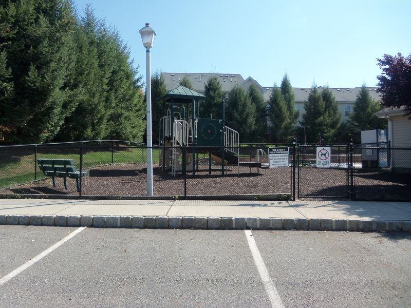 75 Mountainside Dr - Photo 3 of 13