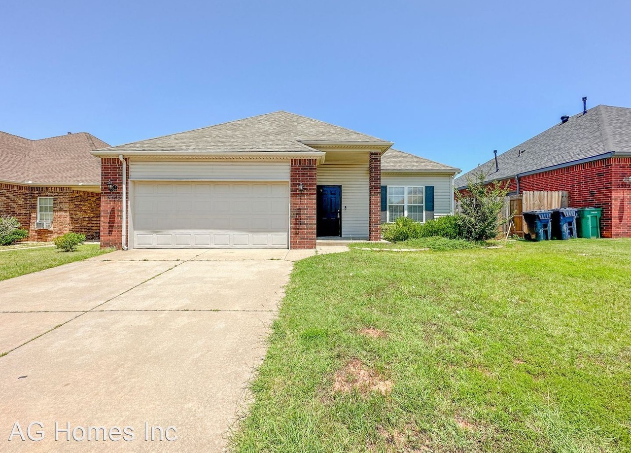 5925 Se 69th St - Photo 2 of 25