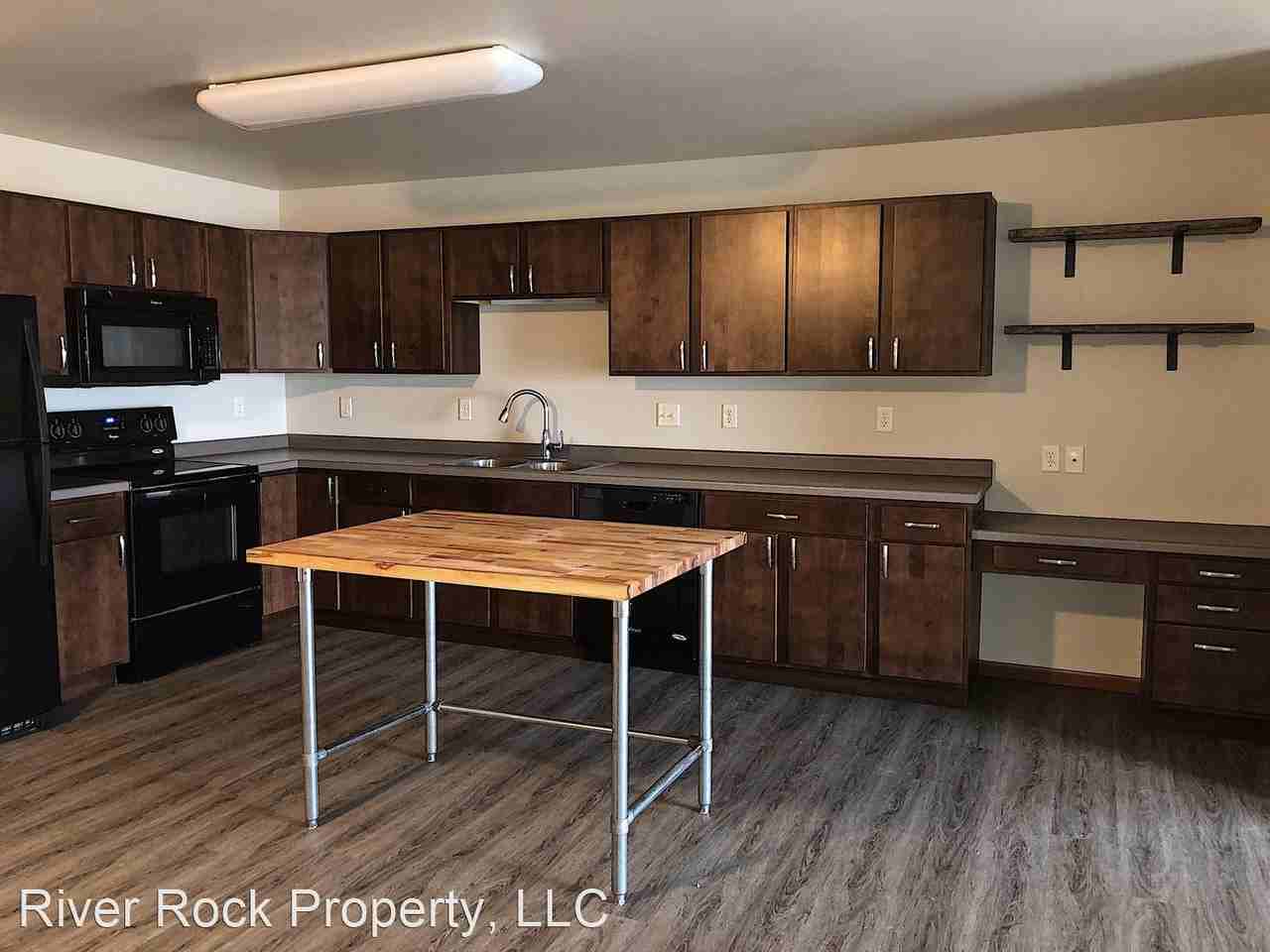 3480 R3 3480 38th Ave S - Photo 3 of 18