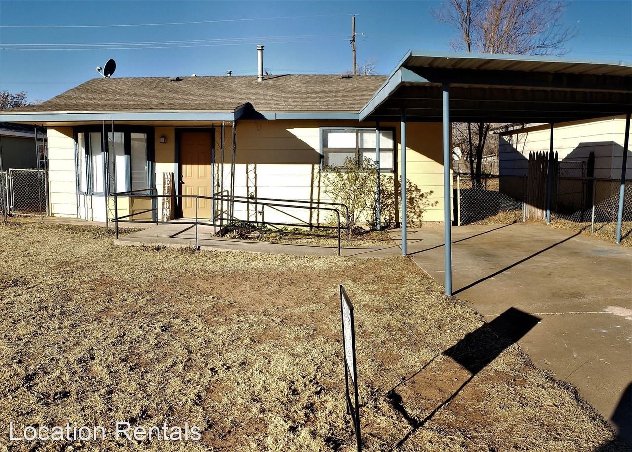 214 Avenue U - Photo 2 of 15