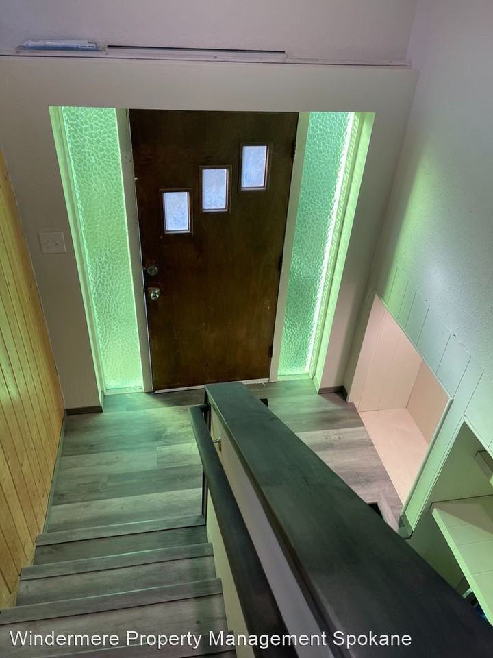 1307 E Hastings Rd - Photo 2 of 25