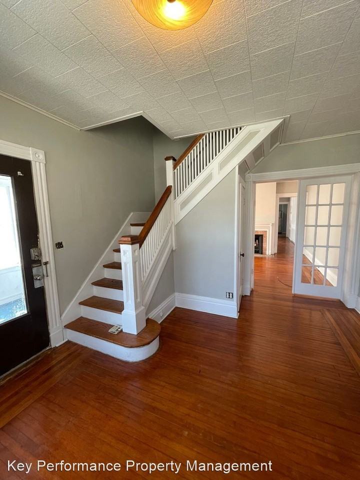 18 N Main Street - Photo 2 of 24