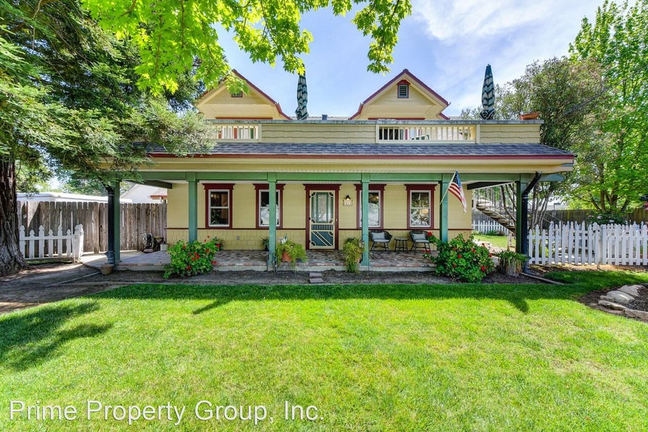 2171 Verano St - Photo 2 of 31