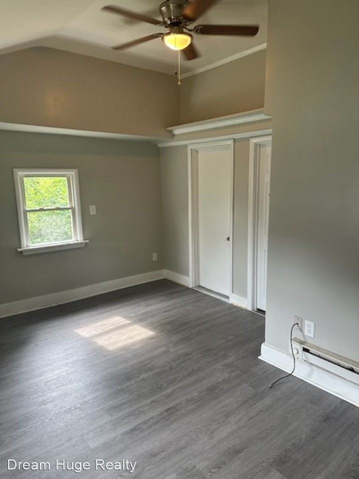 339 7th Ave - Photo 2 of 11