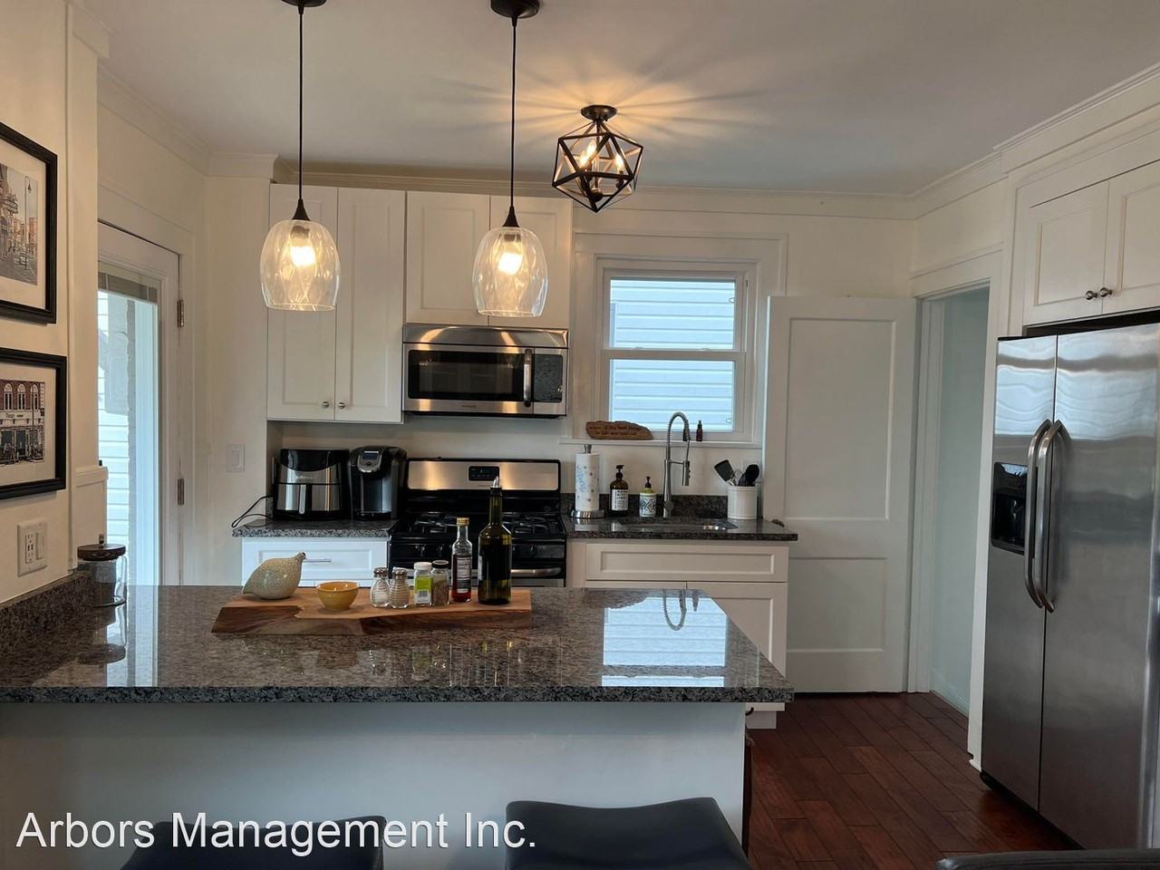 520 Centennial Ave - Photo 2 of 11