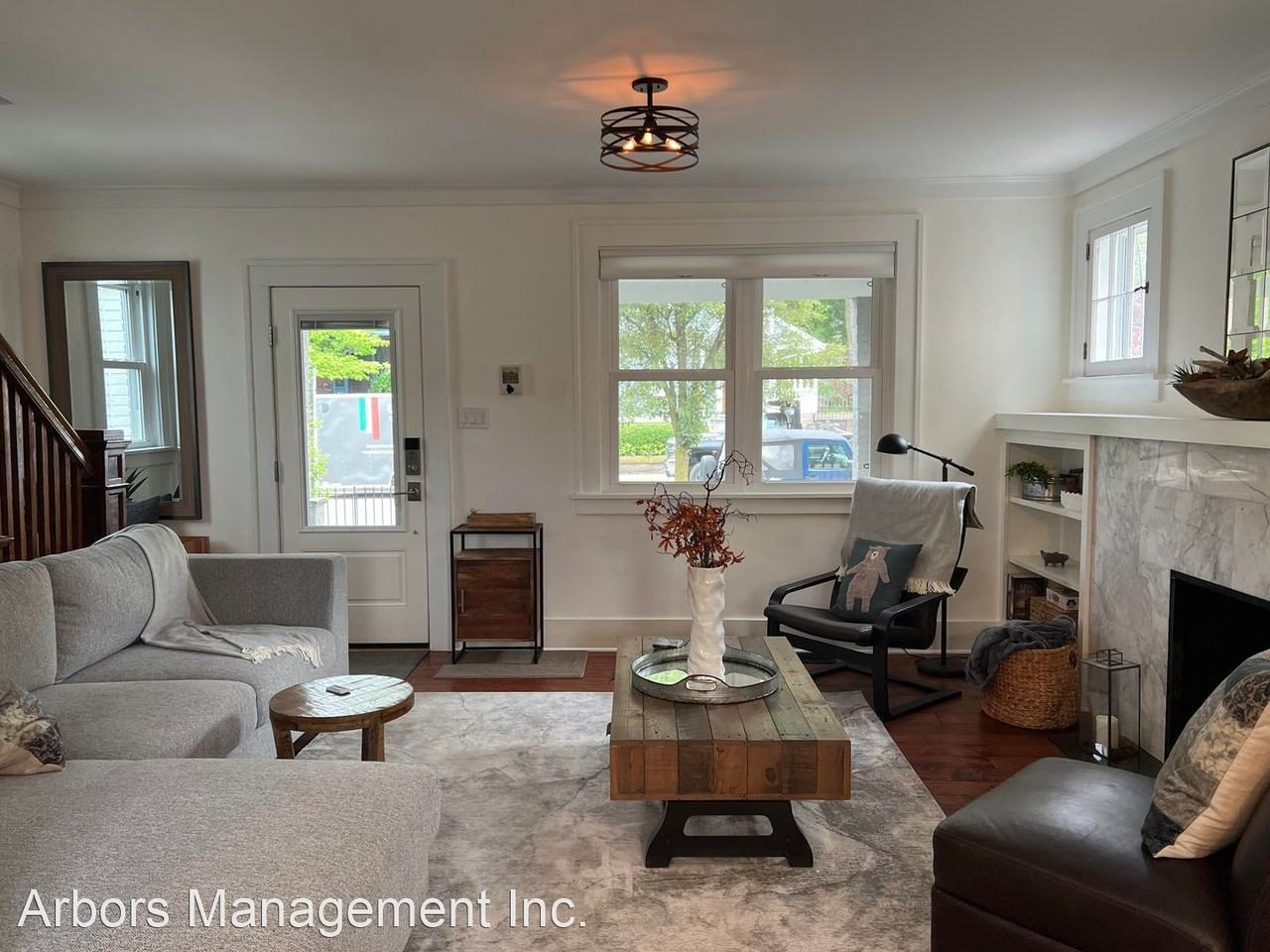 520 Centennial Ave - Photo 3 of 11