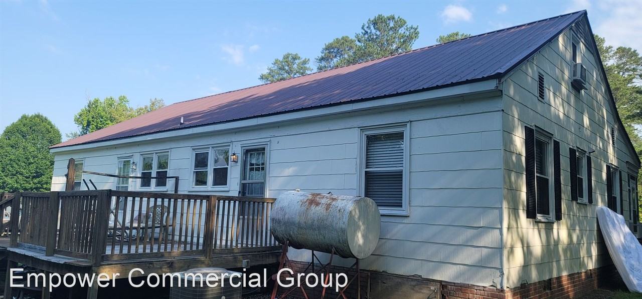 468 Hillcrest Ave - Photo 2 of 10