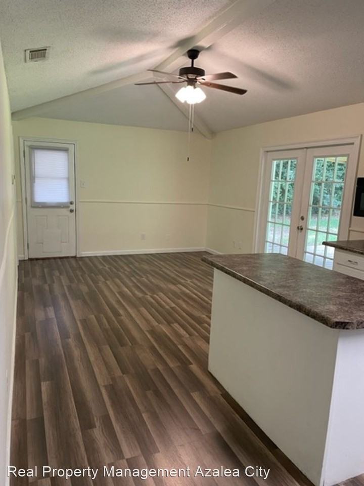 6661 Merlin Dr - Photo 3 of 16