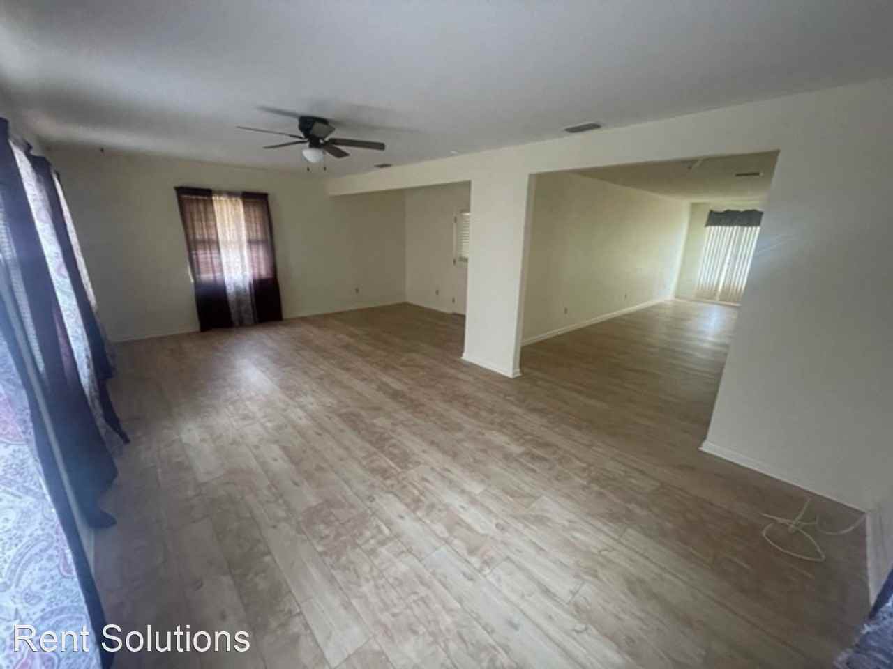 481 Emerald Rd - Photo 3 of 12