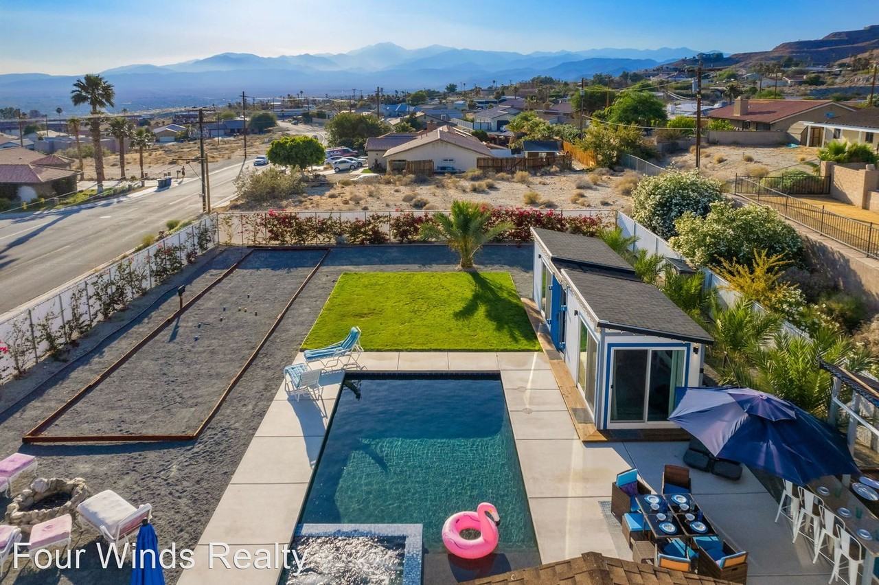 13115 Acacia Ave - Photo 2 of 50