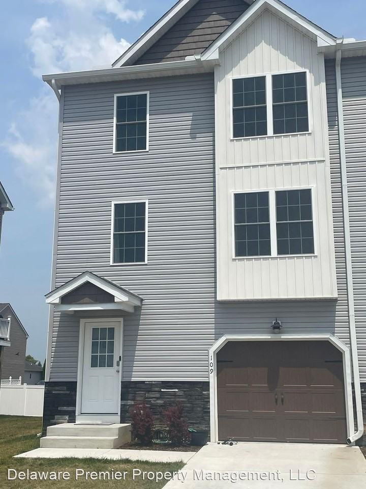 109 Spelt Dr - Photo 2 of 43