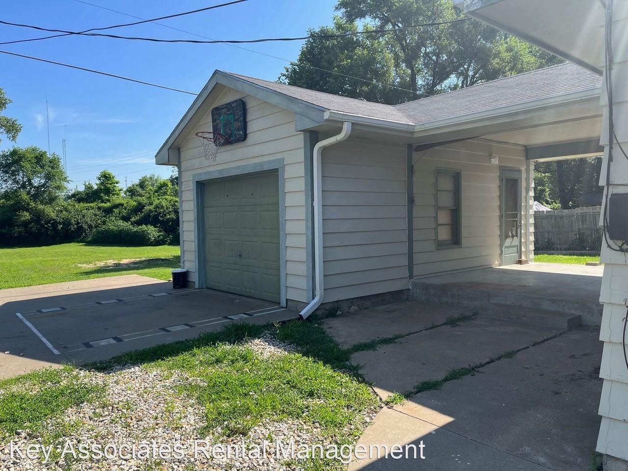 6346 Sw 10th Ave - Photo 2 of 10