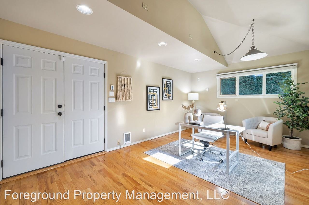 9311 Sunset Way - Photo 3 of 45