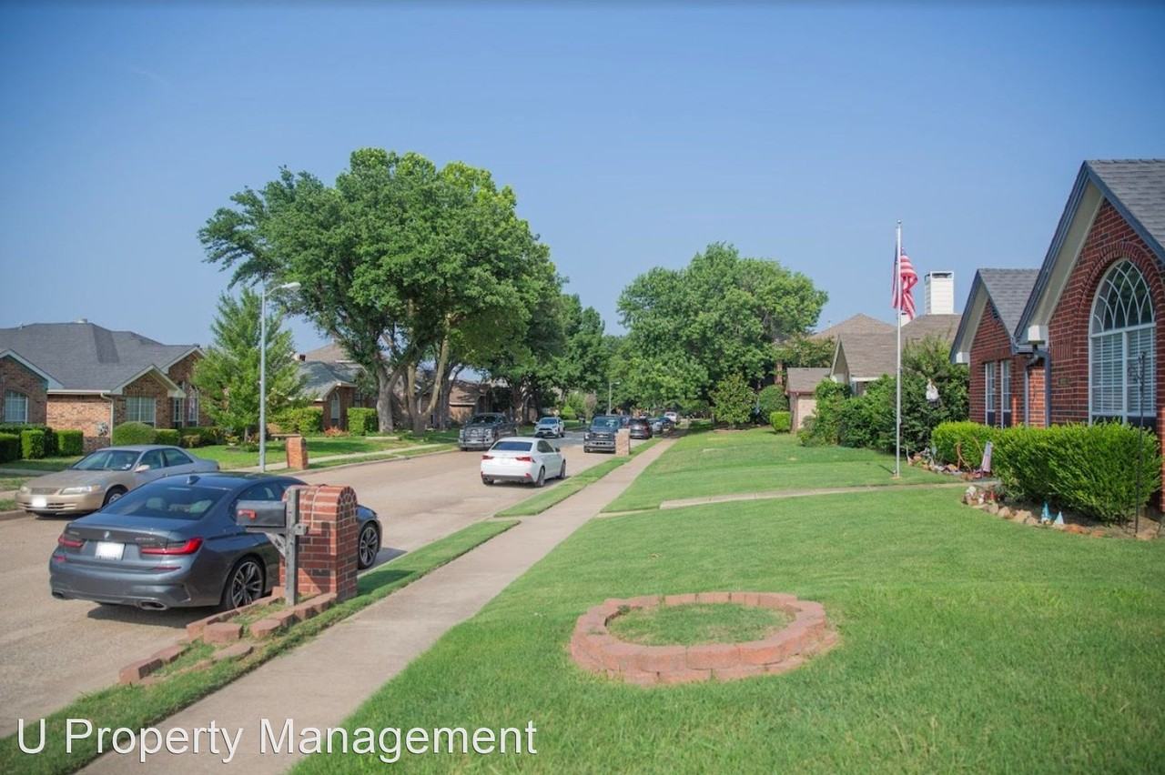 610 Willow Oak St - Photo 3 of 16