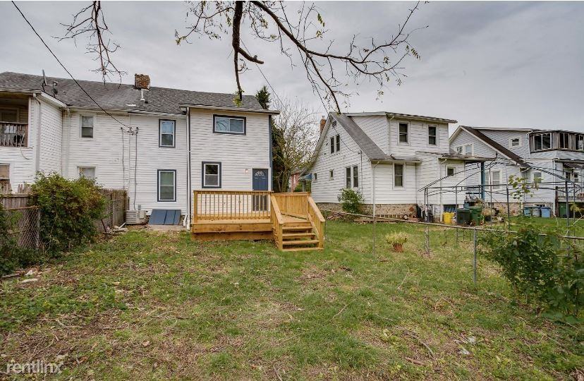 3318 Ingleside Ave - Photo 2 of 13