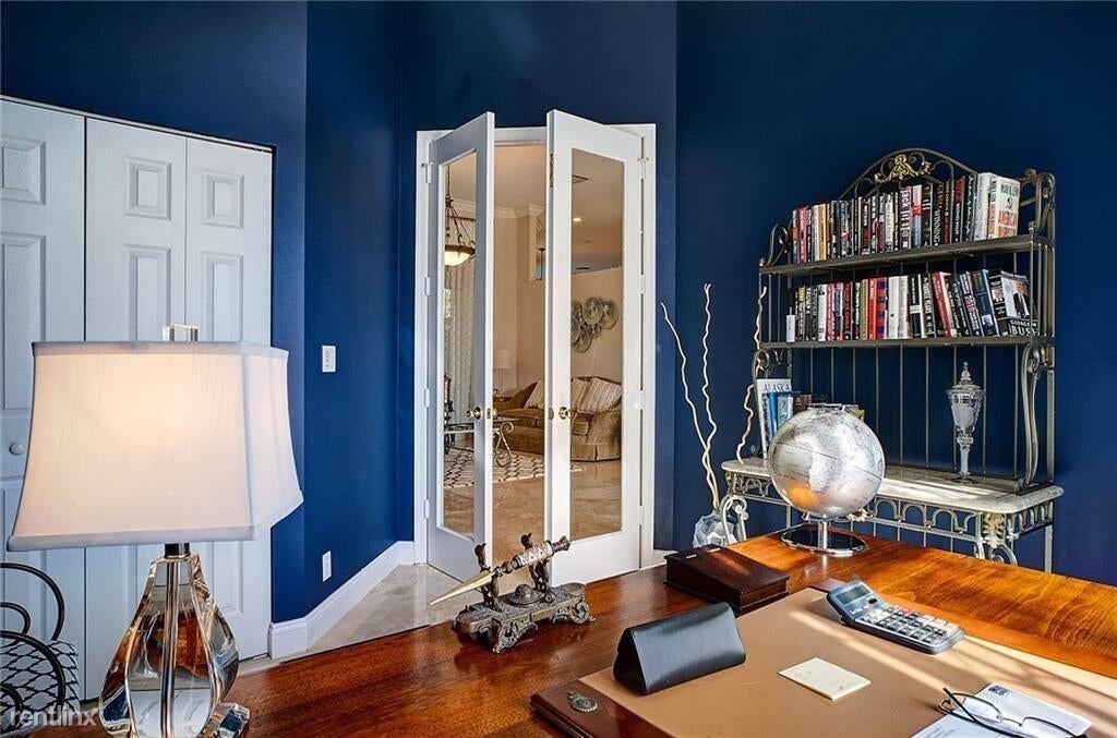 6807 Nw 66th Way - Photo 3 of 13