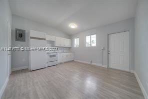 10295 Sw 178th St - Photo 2 of 5
