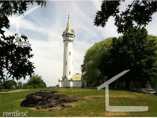 49 Beech Glen St - Photo 2 of 3