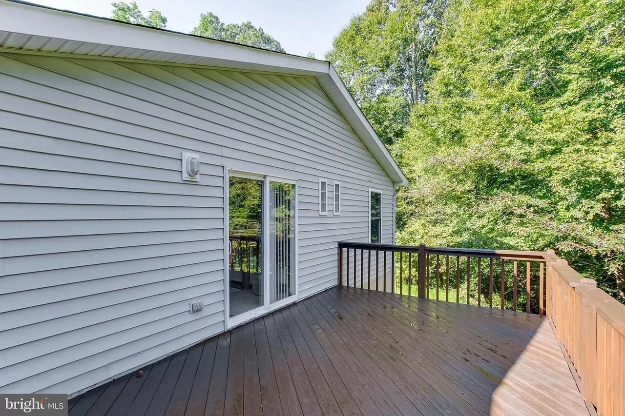 29577 Edison Ct - Photo 3 of 25