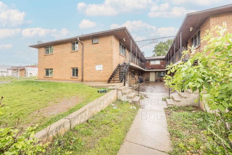 1353 Coffman St #1 - Photo 2 of 12