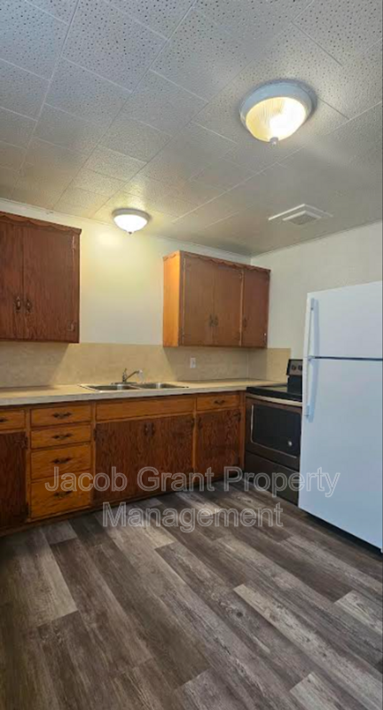 298 W 17th St #294 - Photo 5 of 11