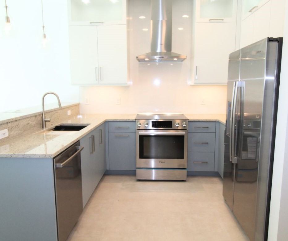 941 N Osprey Ave - Photo 2 of 22