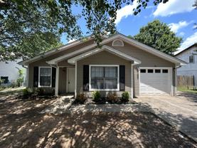 86 Pond St - Photo 1 of 1