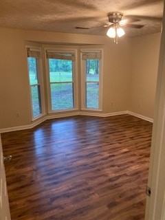 325 Brookside Dr - Photo 3 of 10