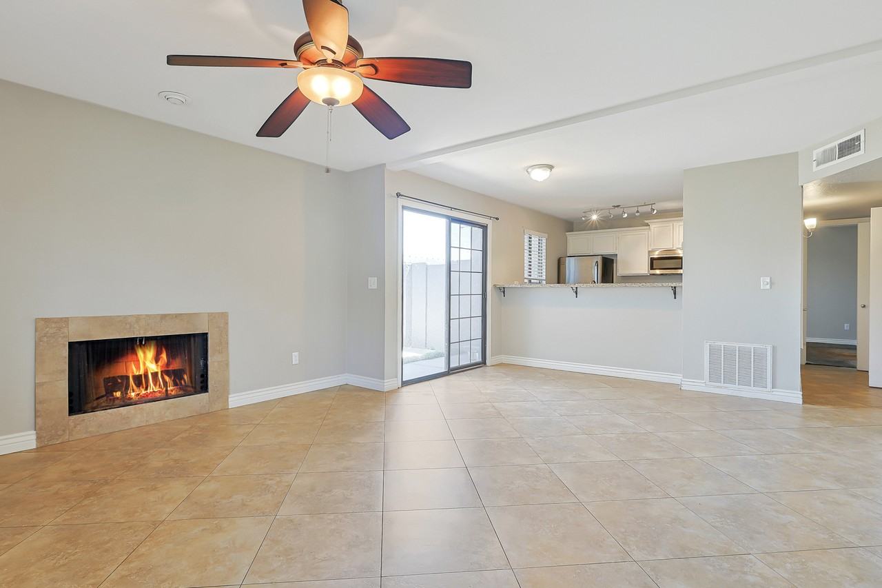 533 West Guadalupe Road #1004 - Photo 2 of 15