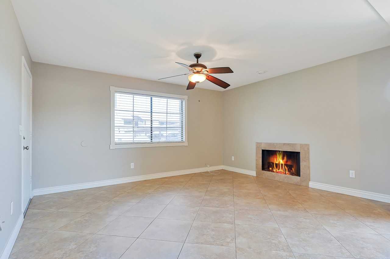 533 West Guadalupe Road #1004 - Photo 3 of 15