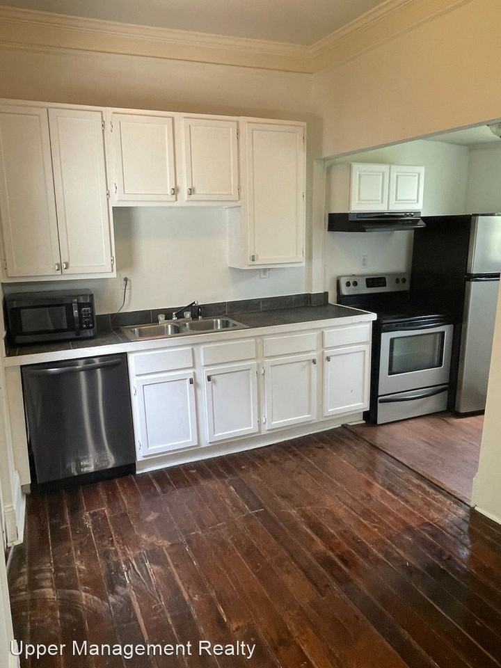 3246 Constance St - Photo 3 of 10