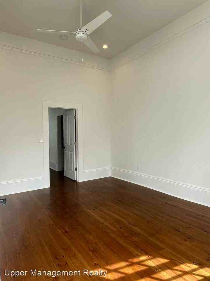 240103 Felicity Street Apartments 2401 Felicity St 03, New Orleans