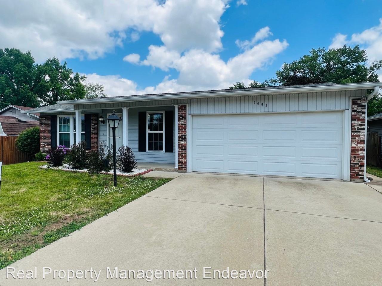 3092 Doddridge Ave - Photo 2 of 31