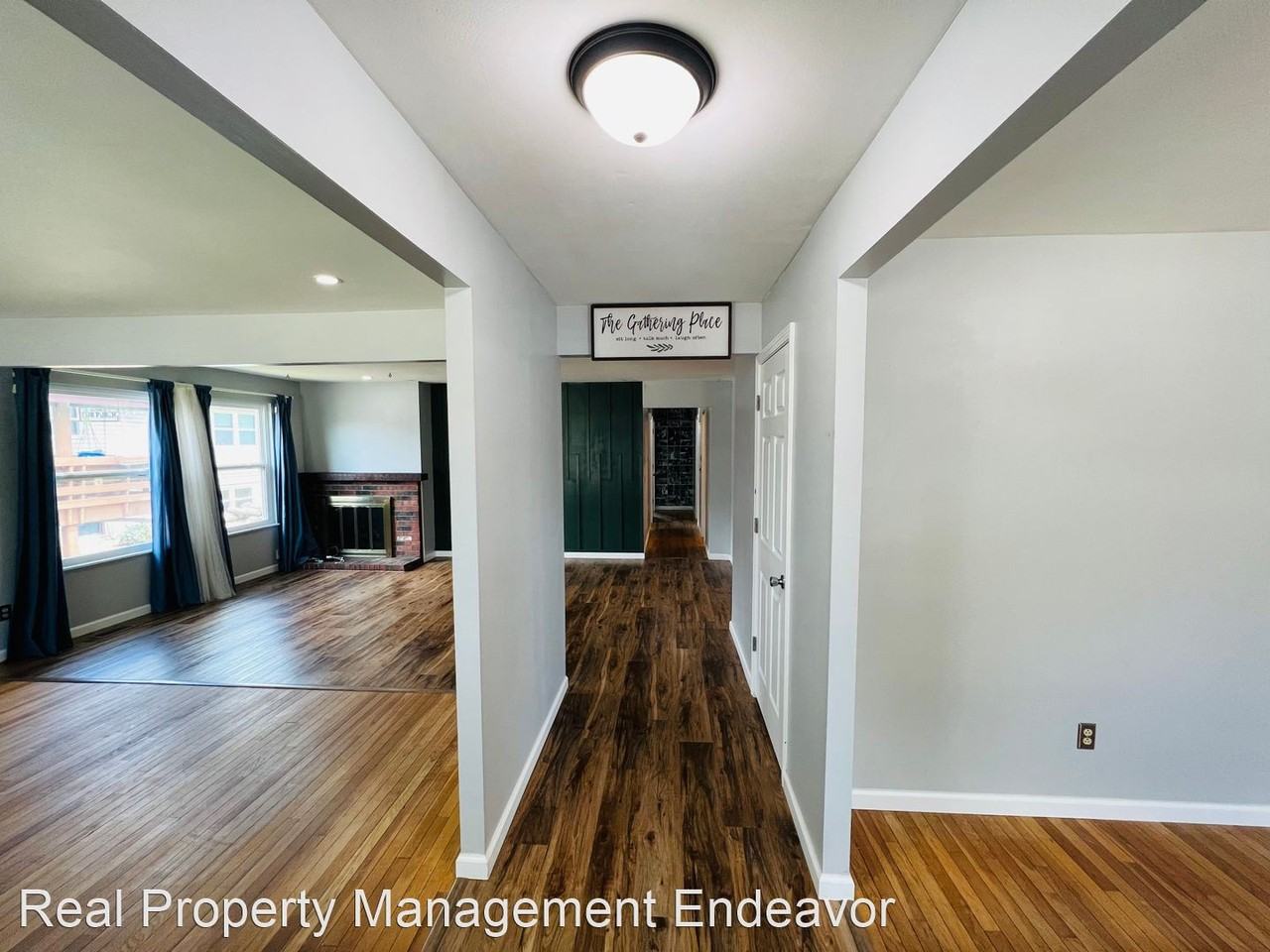 3092 Doddridge Ave - Photo 3 of 31