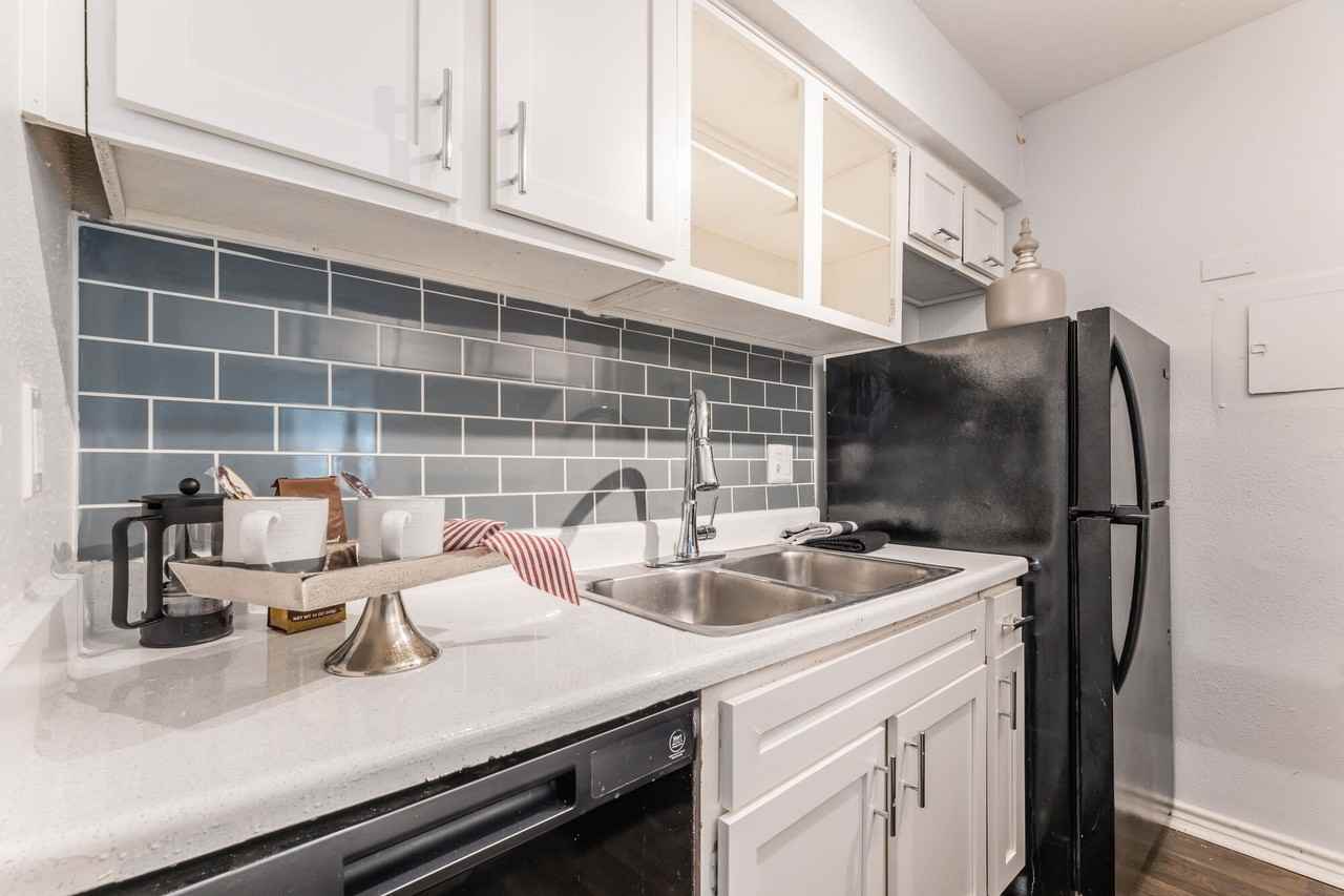 The Gates - Photo 2 of 63