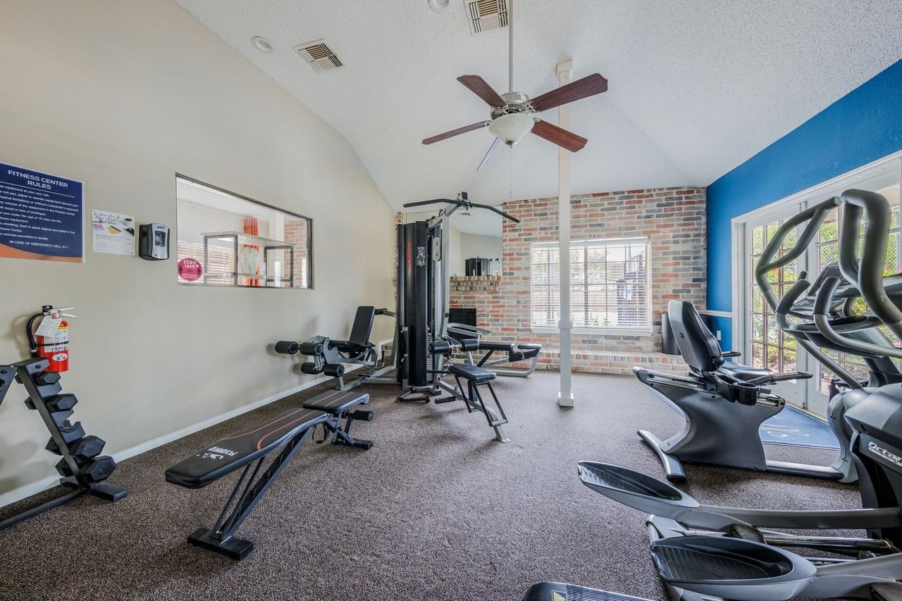 The Preston - Photo 5 of 44