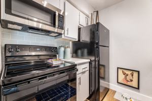 featured image of 8255 Sunbury Ln