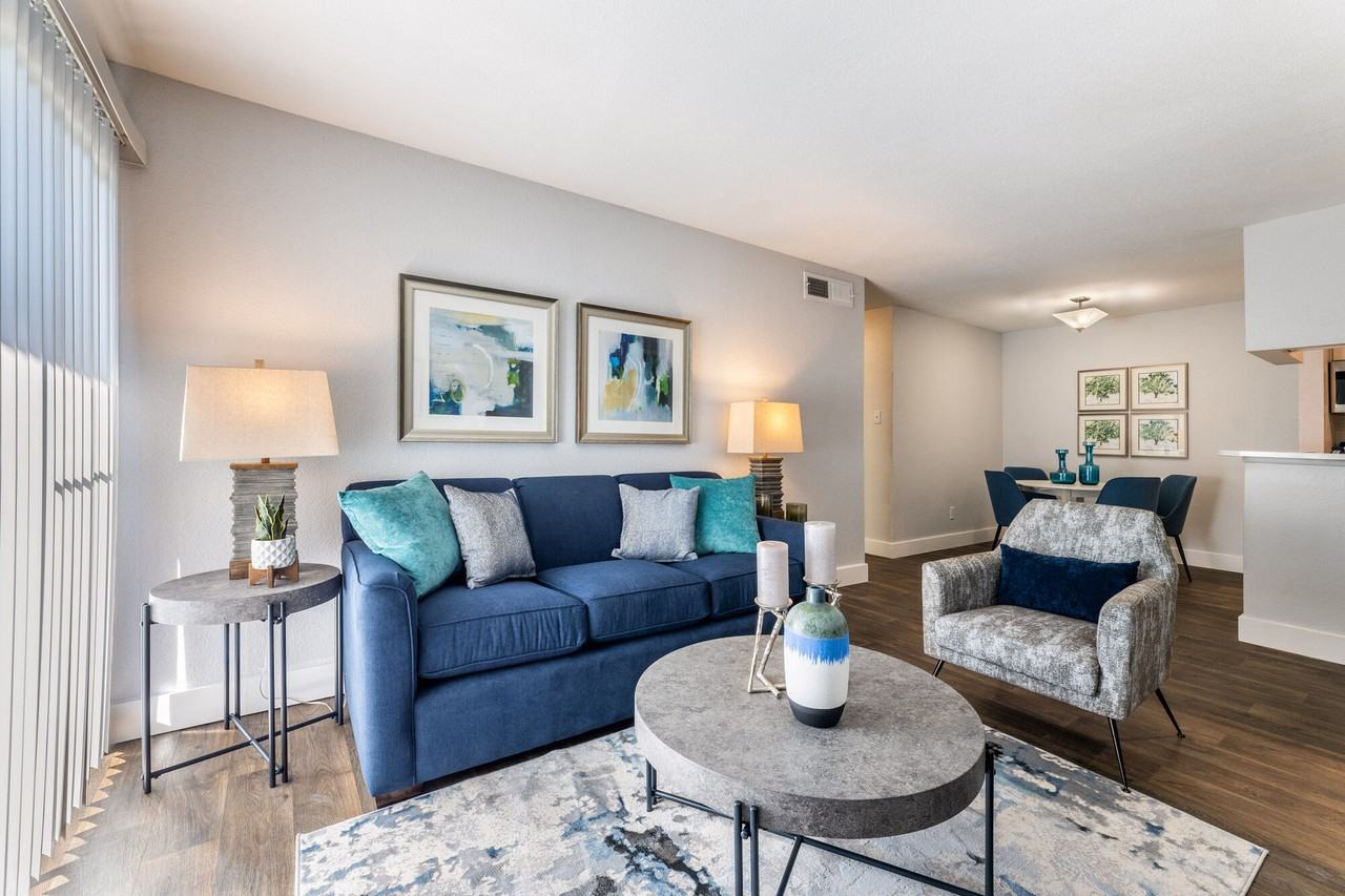 The Gibson - Photo 7 of 32