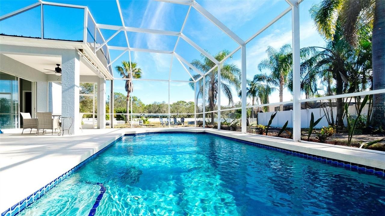 4836 Turtle Bay Ter - Photo 2 of 41